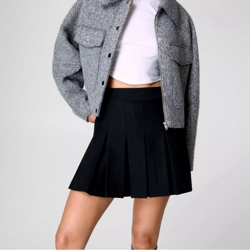 Pleated mini skirt